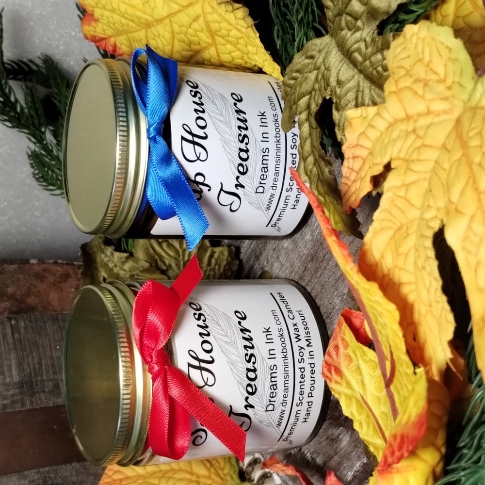 100% Soy Wax Candle ~ Sap House Treasure